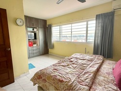 Blk 132 Geylang East Grove (Geylang), HDB Executive #500520961